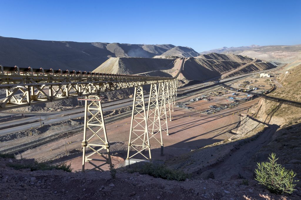 Vial y Vives - DSD, Mina Cuajone en Moquegua, Perú